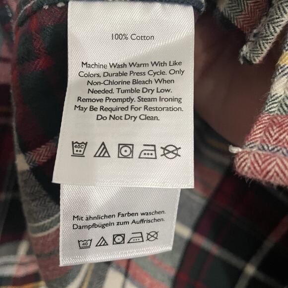 Eddie Bauer Shirt Men Medium Red Plaid Long Sleeve Pockets Button Down Classic - Picture 7 of 8